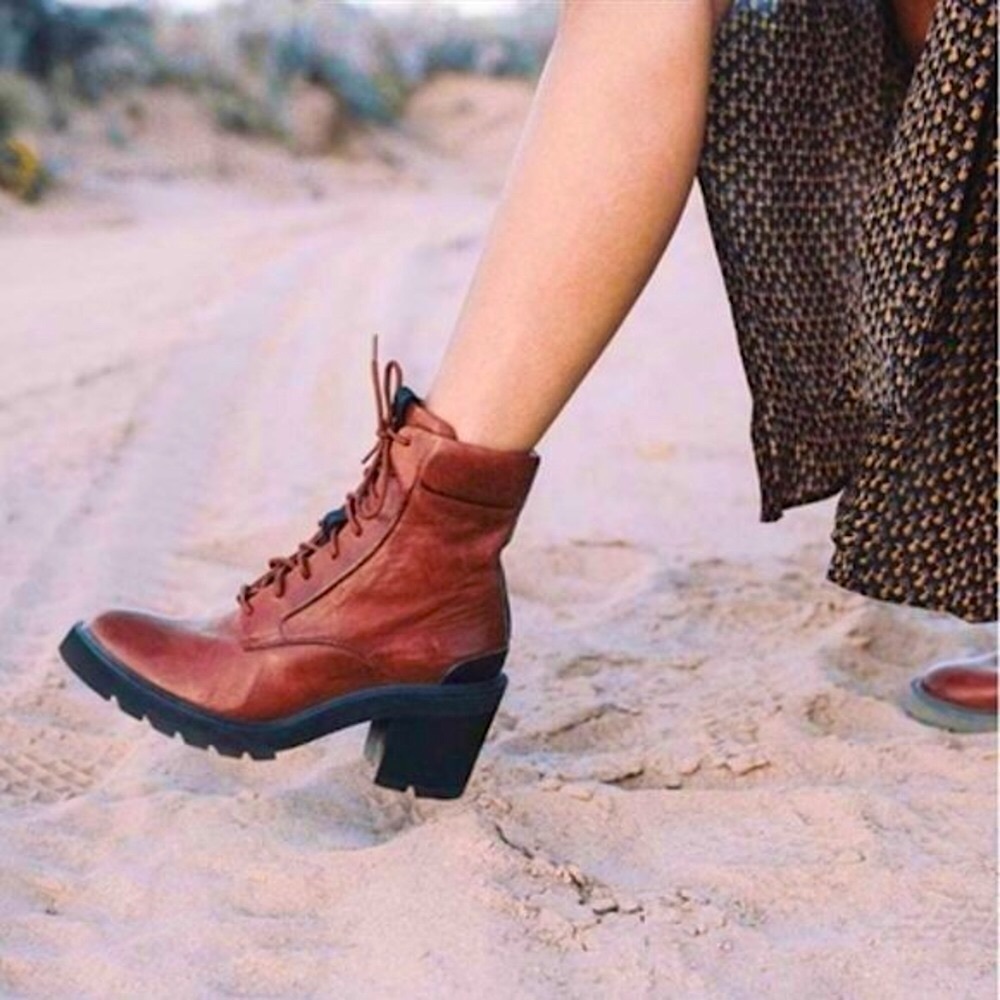 Frye Savannah Cognac Genuine Leather Classic Lace Up Streetwear Combat AnkleBoot - Picture 1 of 16